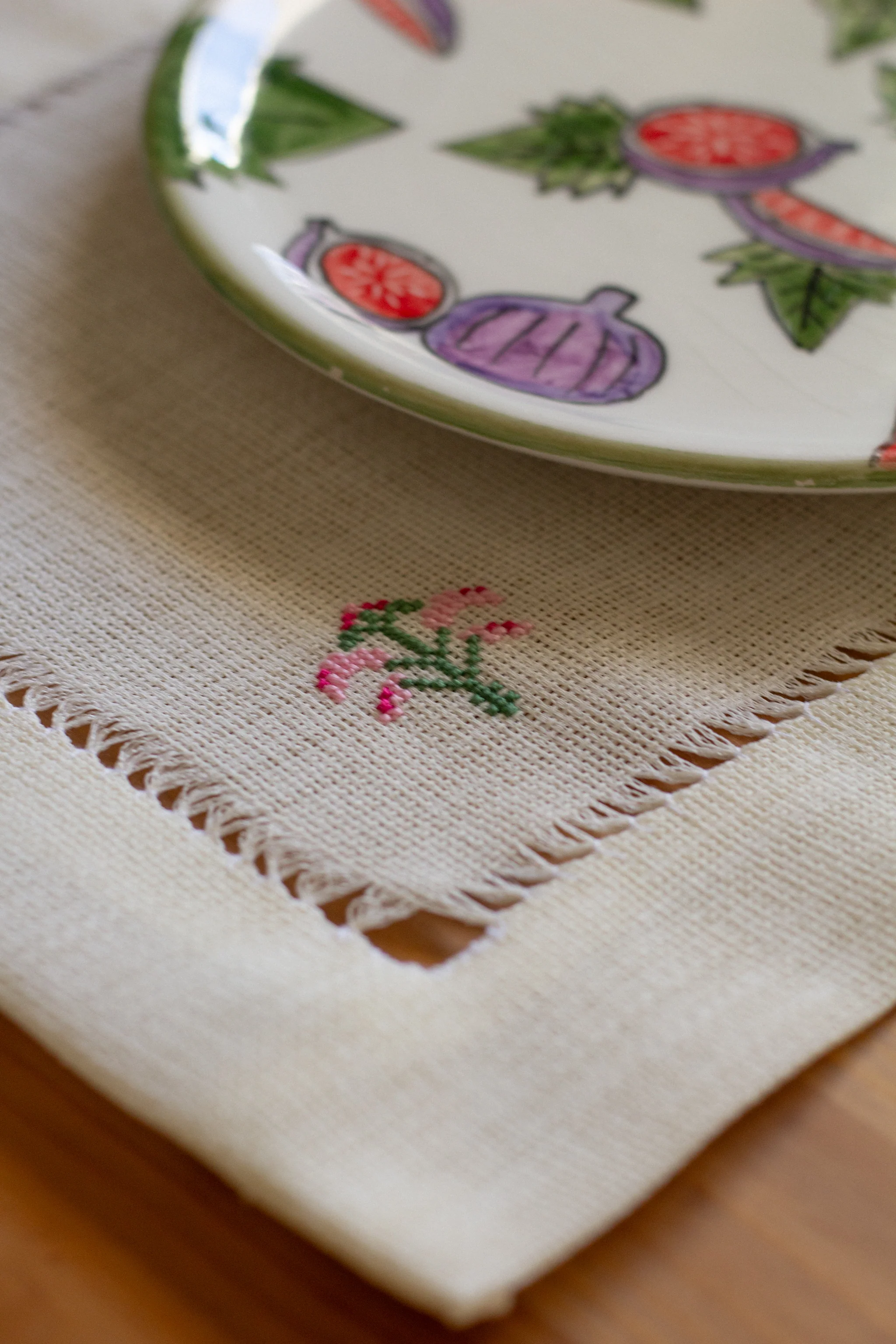 hand-embroidered place mat - Image 2