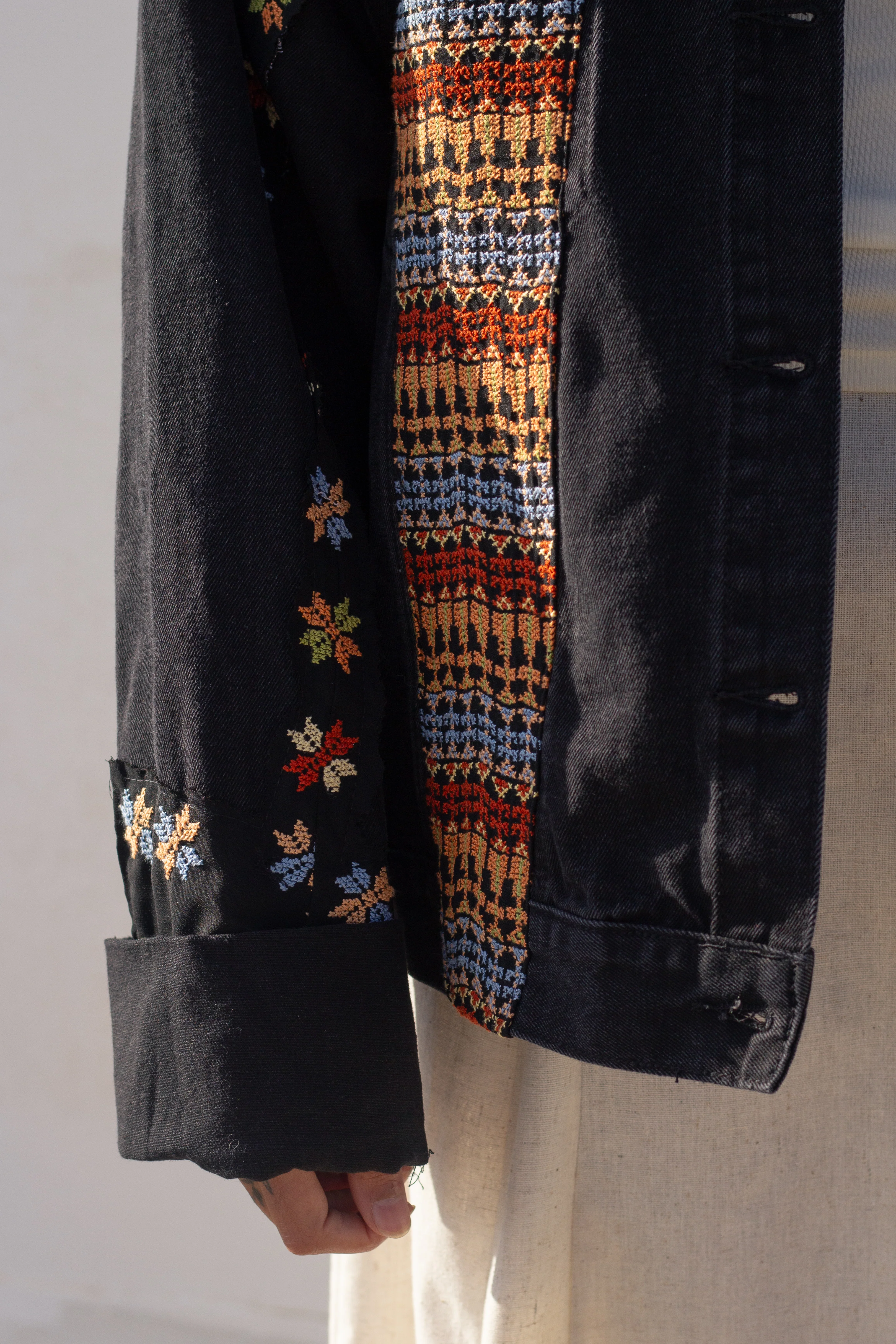 Tatreez jacket no. 4 - Image 5