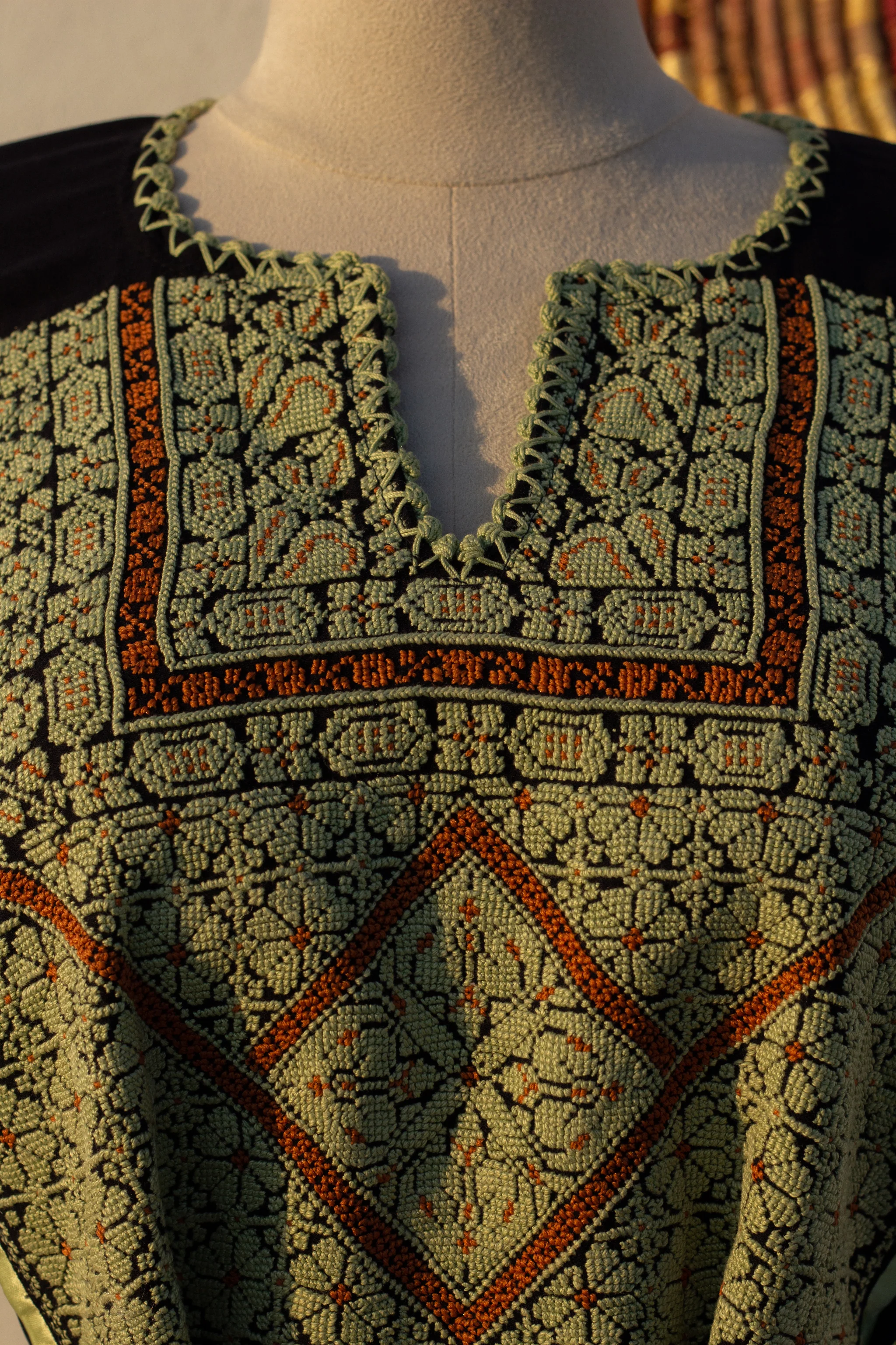 thob no. 13 - Image 2