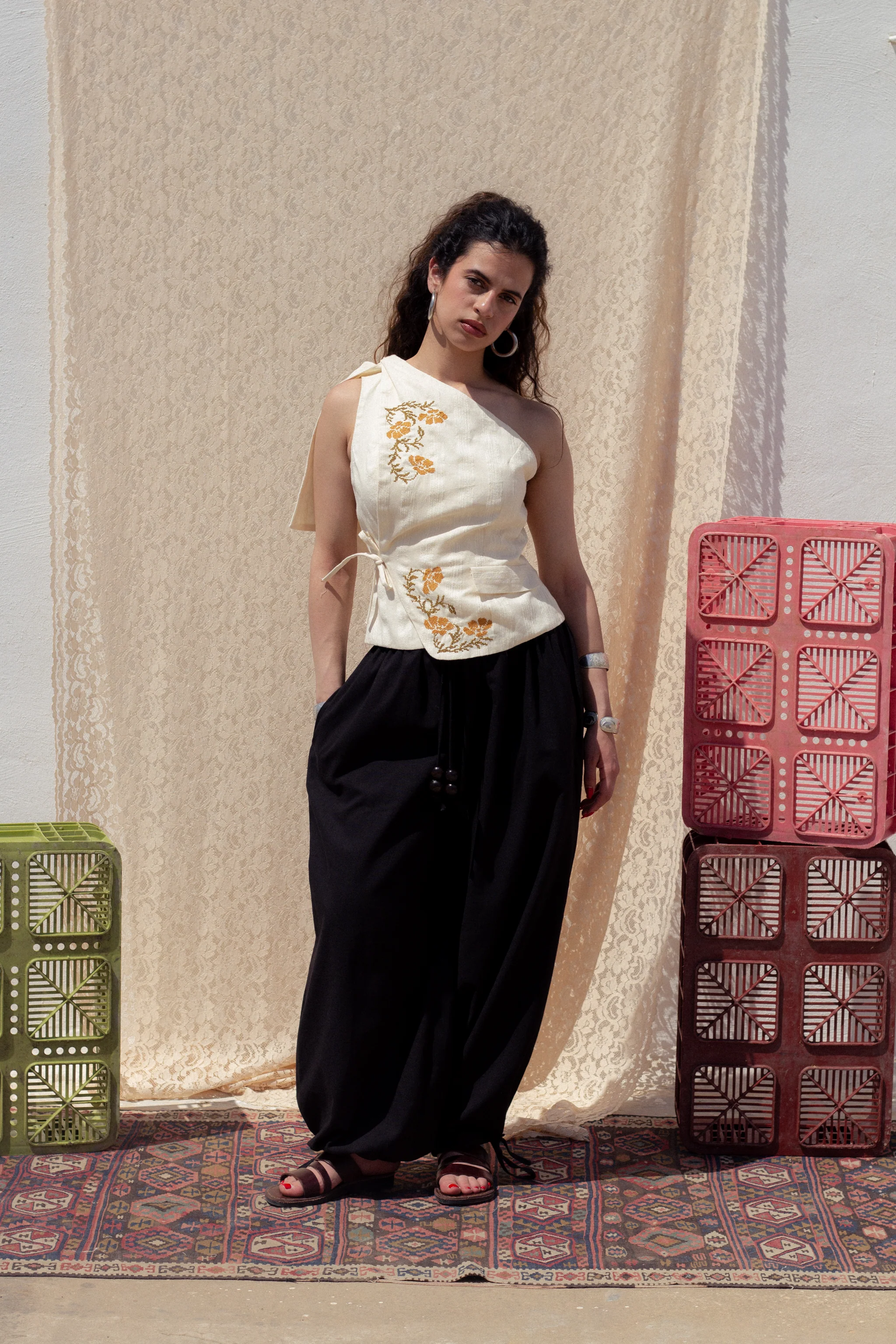 Zada wrap vest (embroidered) - Image 3